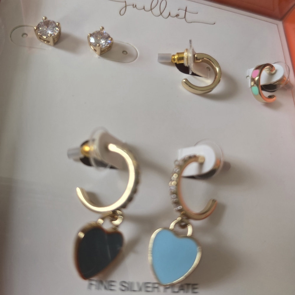 Juilliet Gold and Blue Earrings Box Set New